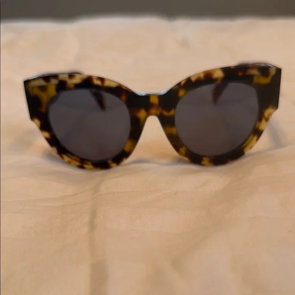 Celine | Accessories | Celine Cl4008f Tortoise Shell  display picture 3